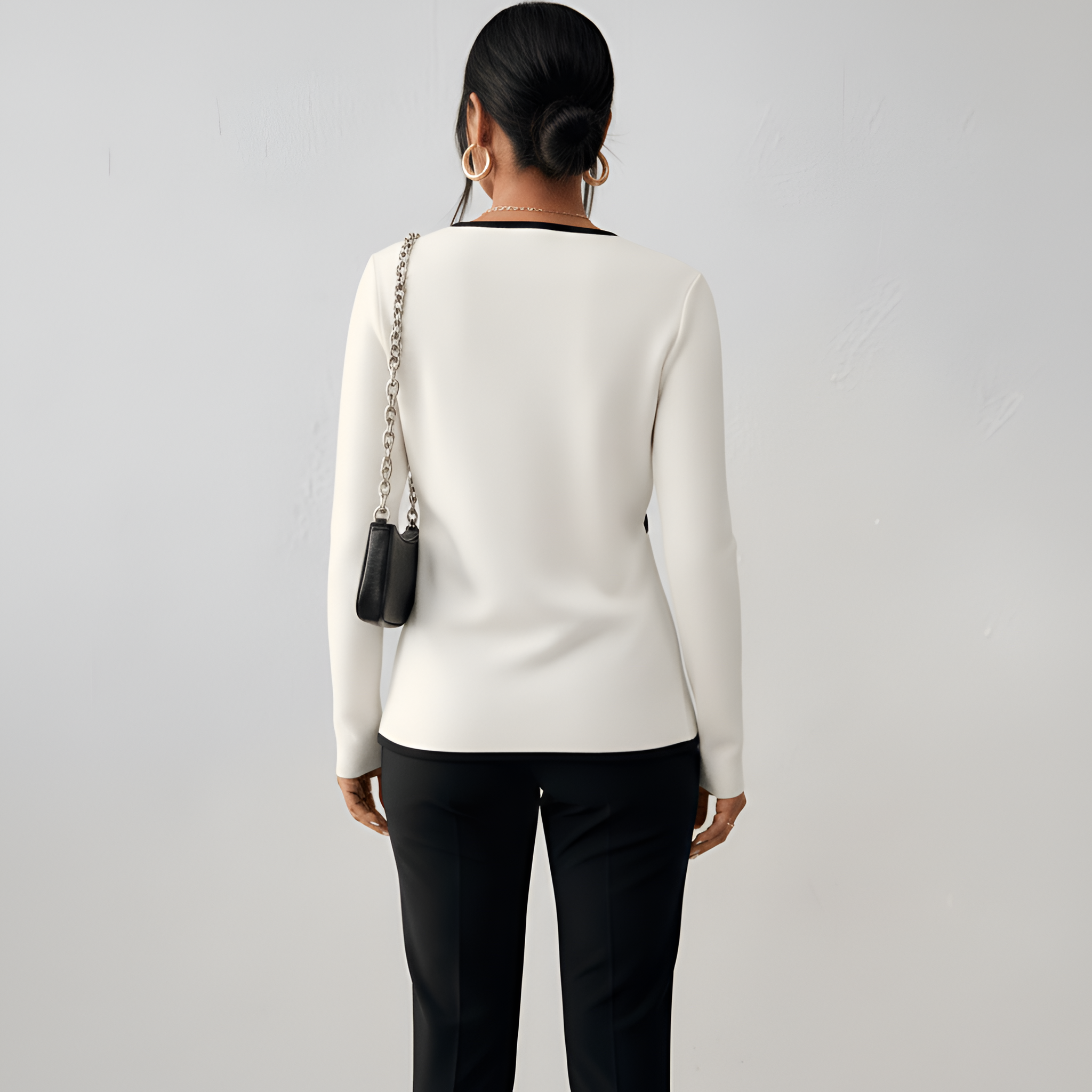 Blusa casual de manga larga con escote en V y diseño cruzado para mujer de Assuli