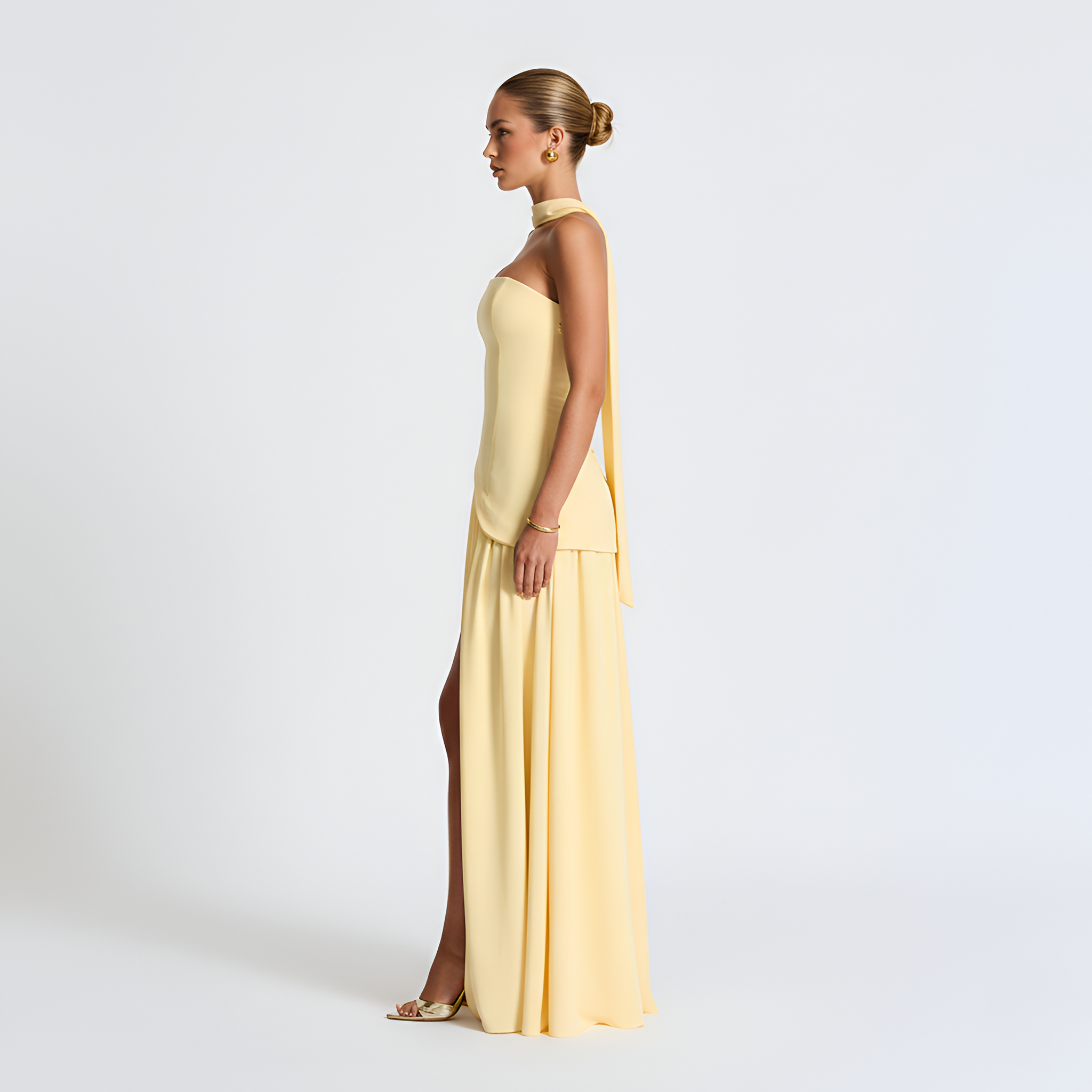 Vestido largo sin tirantes para mujer con cuello de pañuelo y abertura alta