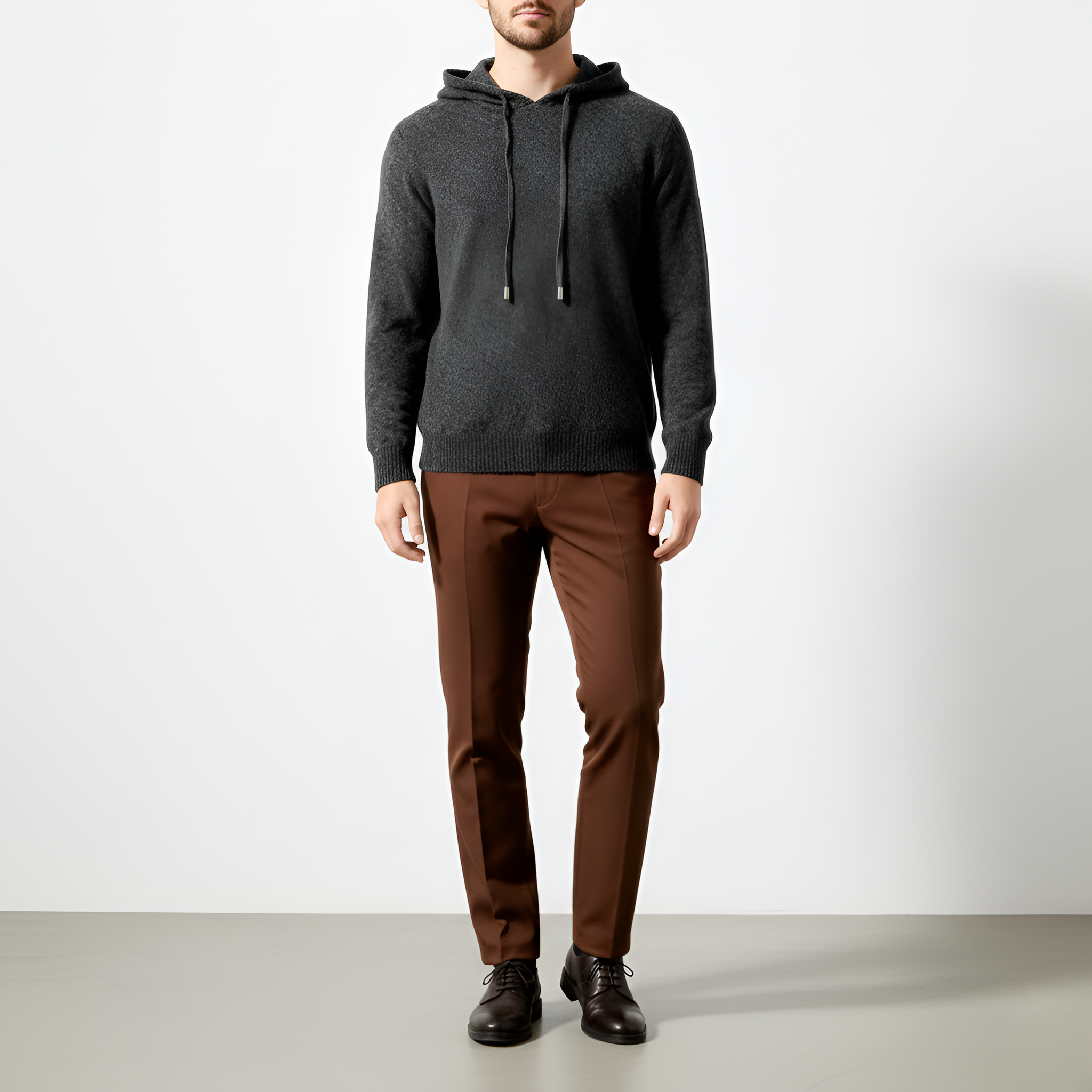 Pánska vlnená pletená mikina s kapucňou na šnúrku a rebrovanými manžetami