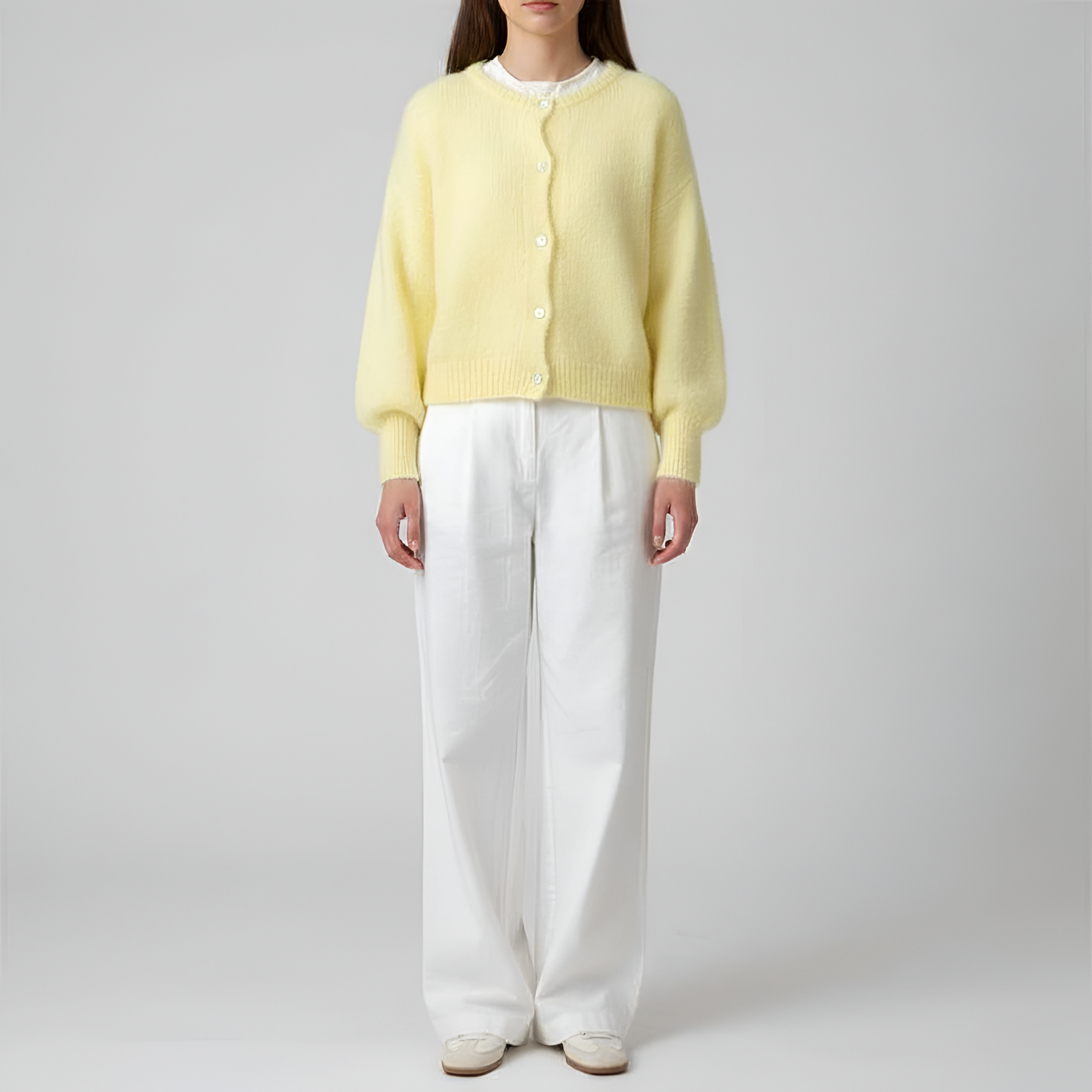 Dámský pletený svetr na knoflíky s volným střihem