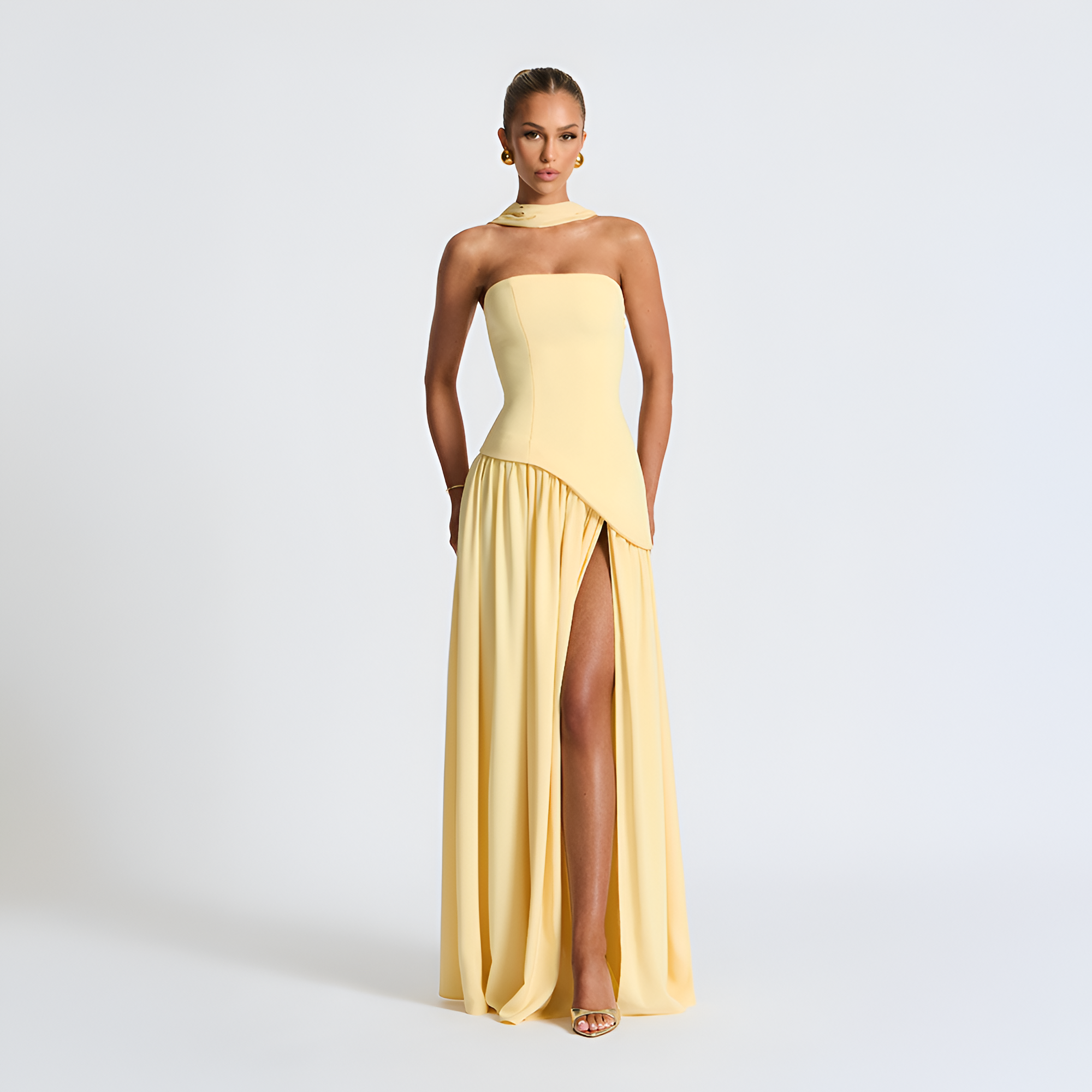 Vestido largo sin tirantes para mujer con cuello de pañuelo y abertura alta