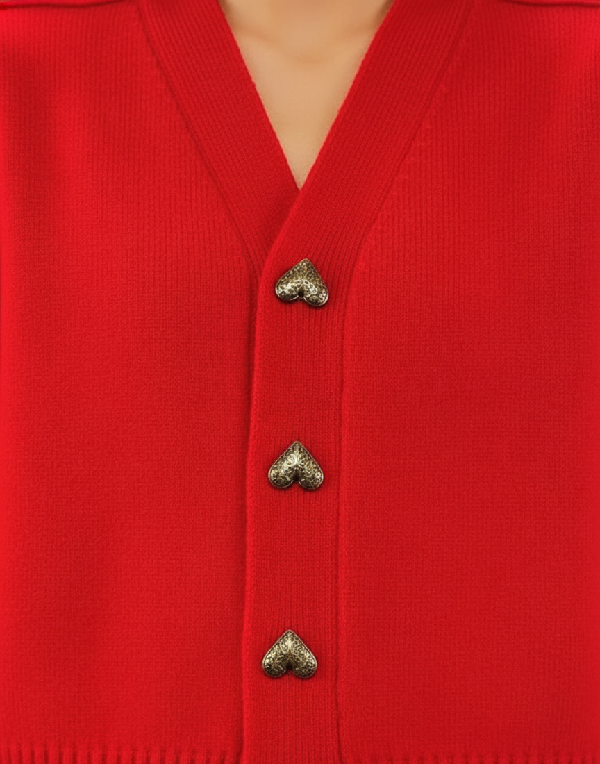 By Assuli women’s knit cardigan with heart-button design