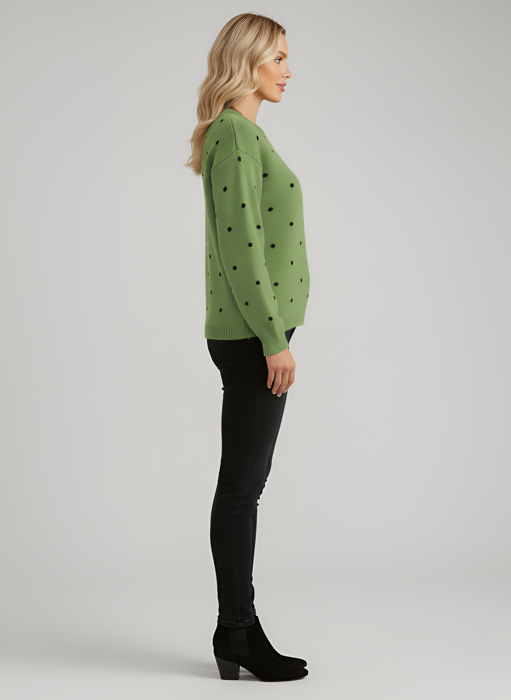 By Assuli women’s knitted sweater with polka dot pattern and crew neck