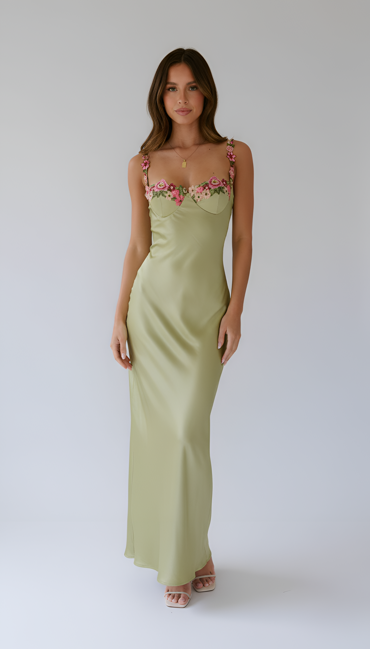 Abito da sposa aderente con spalline floreali per donna