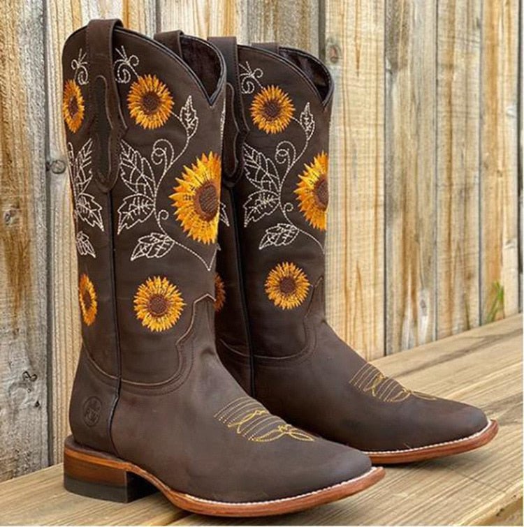 Women’s Embroidered Cowboy Boots | Western Elegance with Sunflower Detail